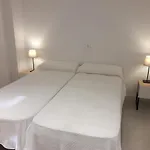 Apartment Jacuzzi & Sauna !