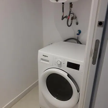 Jacuzzi & Sauna ! Apartman *