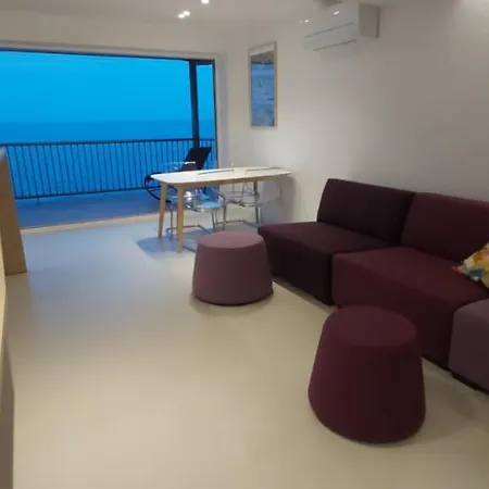 Apartman Jacuzzi & Sauna ! *