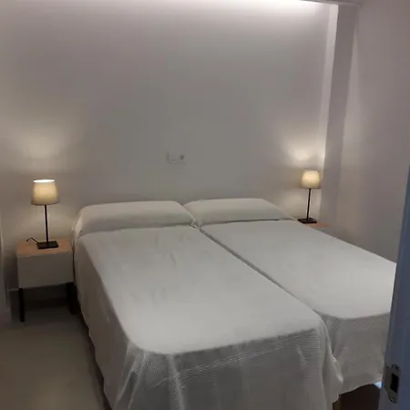 Apartment Jacuzzi & Sauna ! *